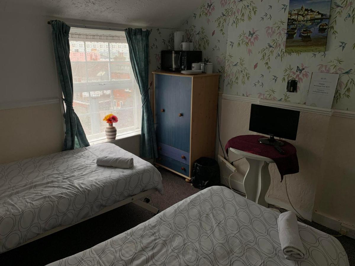 Watch House Barn Hotel Cowes  Room photo
